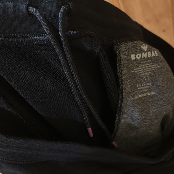 NWOT Bombas Bee Better Joggers Black Pants - Picture 10 of 11
